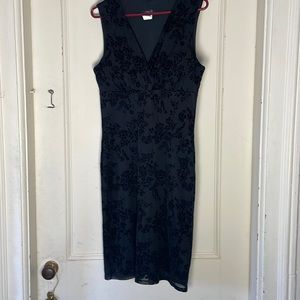 Little black dress Sleeveless, v-neck. Size medium. Made in Canada.